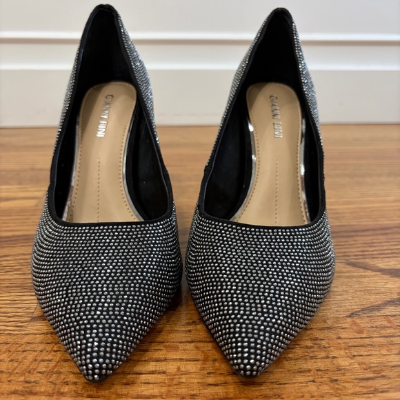 NWOB Gianni Bini Embellished Stilettos - Picture 6 of 9